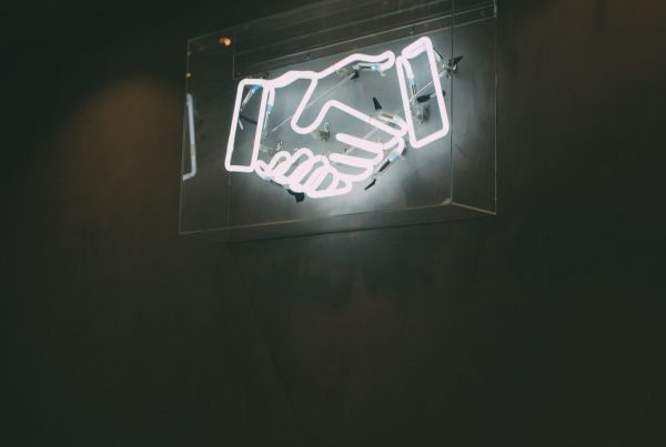 Jak ustalić zasady rozliczenia z tłumaczem